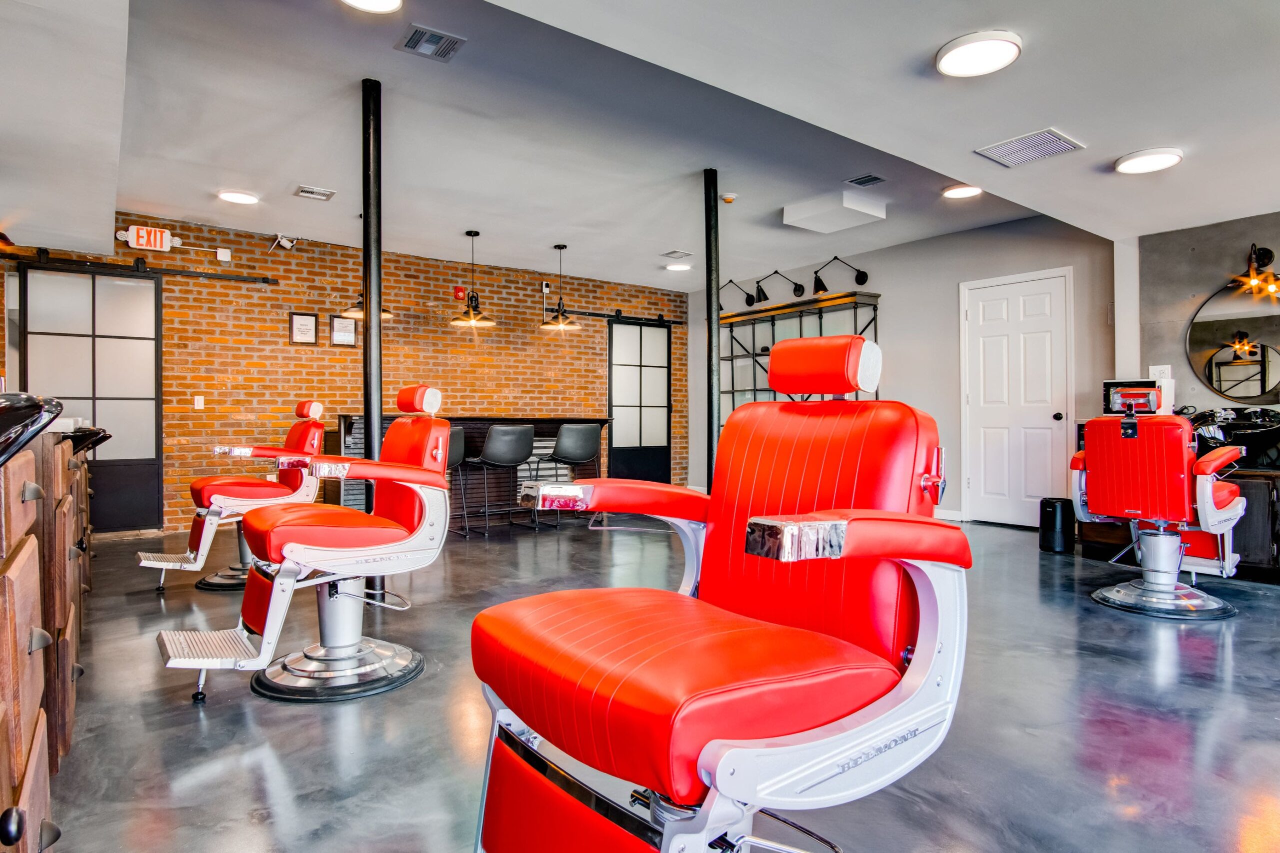 Red Lounge Barber